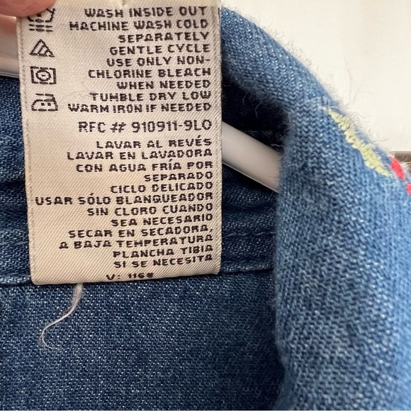 Vintage White Stag Denim Christmas Tree Embroidered‎ Shirt Women's 22W/24W Blue - Picture 4 of 5